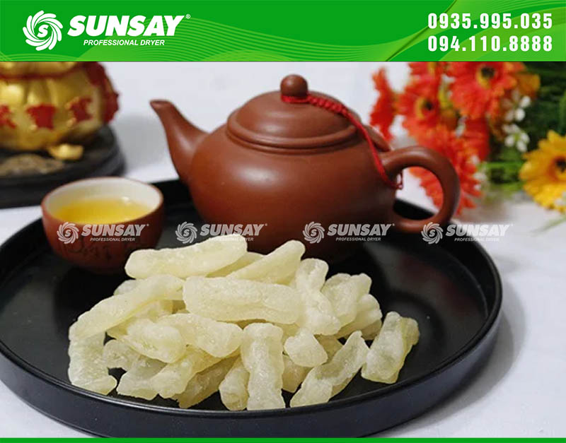 Mứt bí được nhâm nhi với trà, làm quà tặng biếu người thân rất nhiều vào dịp lễ Tết 