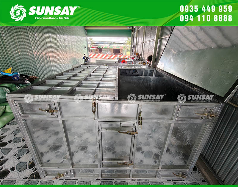 Hệ thống sấy sử dụng công nghệ đối lưu gió hai chiều, giúp nông sản khô đều, không cần đảo thủ công